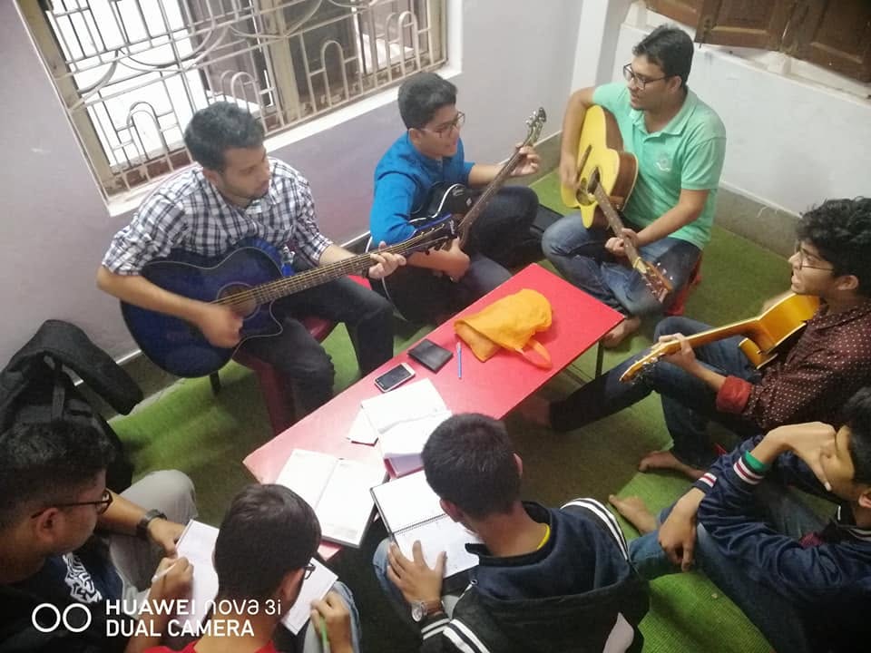 গিটার প্রশিক্ষন